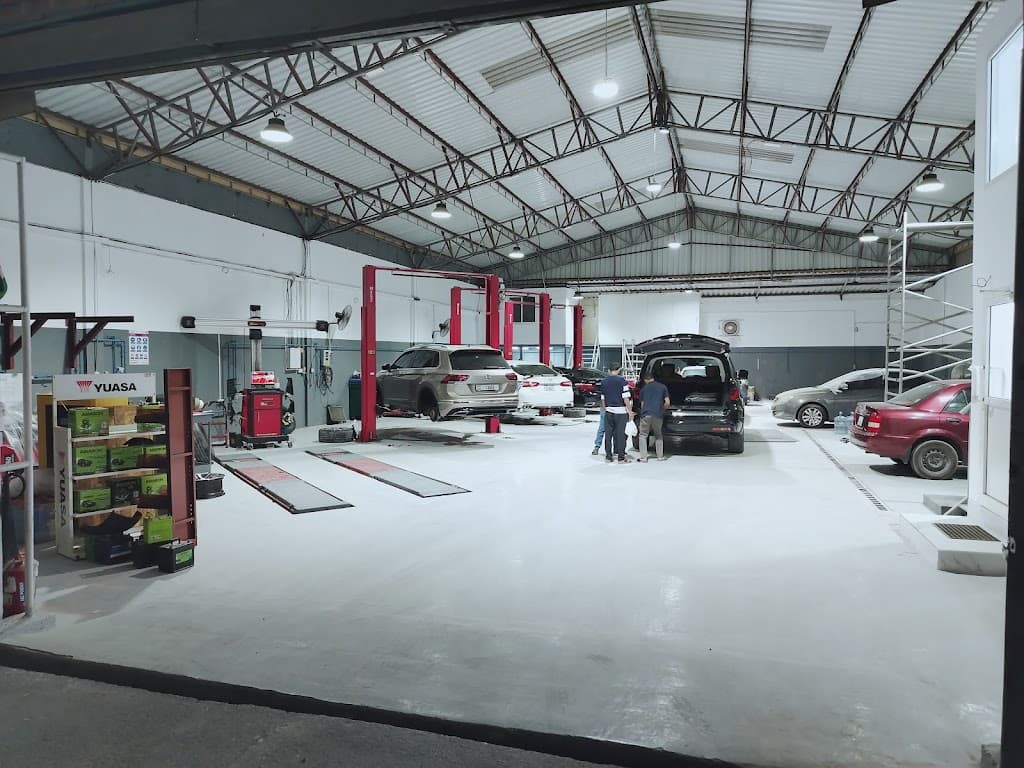 MASS AUTO REPAIRING