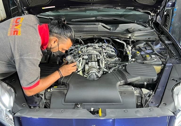 DME Auto Repairing - Bosch Car Service ( European Cars Experts Range Rover, Porsche, Audi, Bentley, BMW, Mercedes, Maserati)