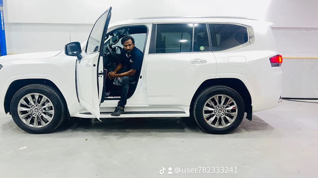 Indian Star Automobile Repair Workshop Mussaffah