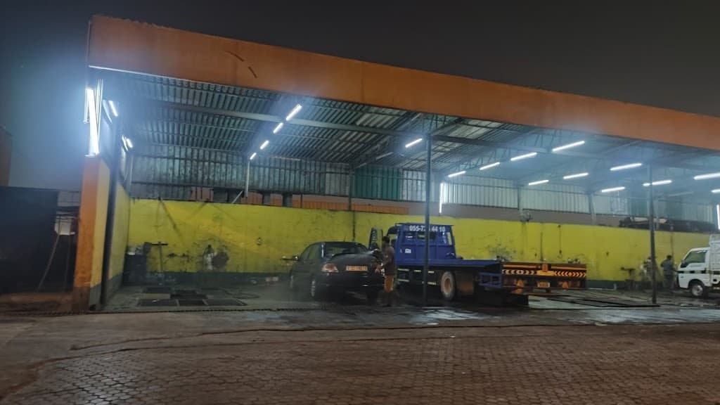 Al Hassani car Wash