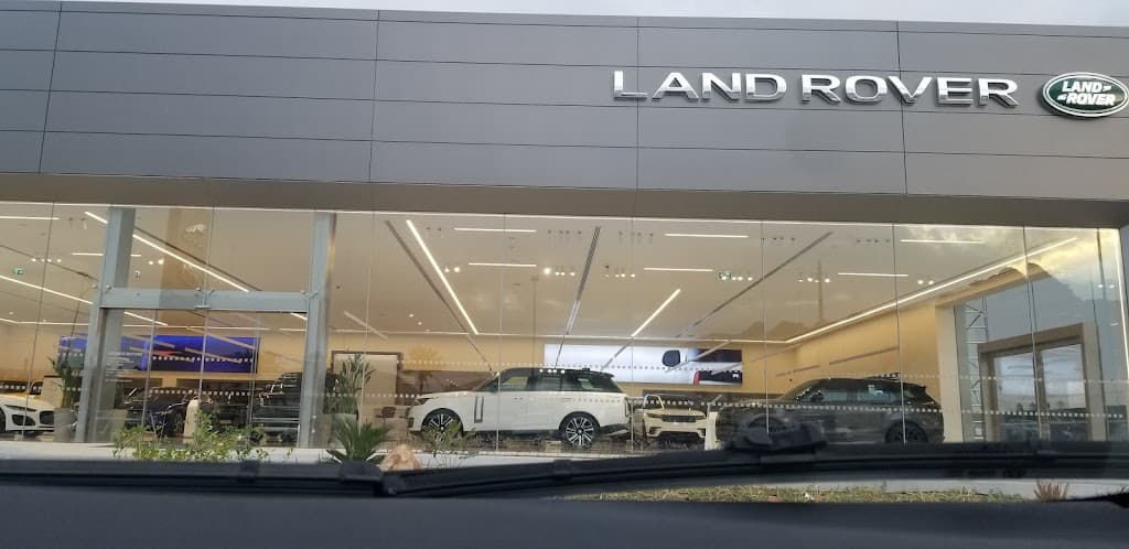 Premier Motors Al Ain - Jaguar Showroom