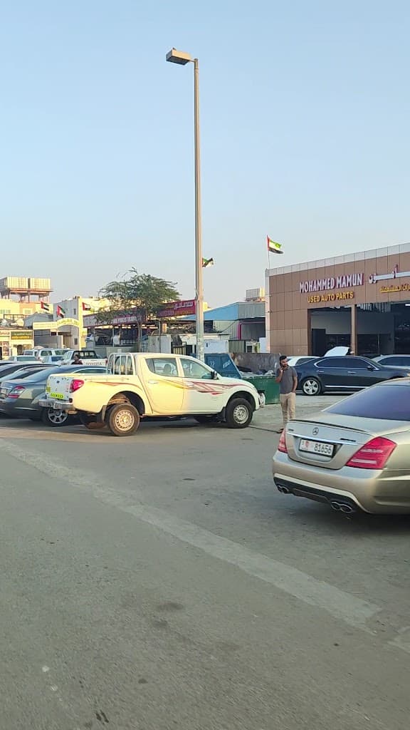 DEALS ON WHEELS MOTORS CARS SHOWROOM TRADING - L.L.C - O.P.C